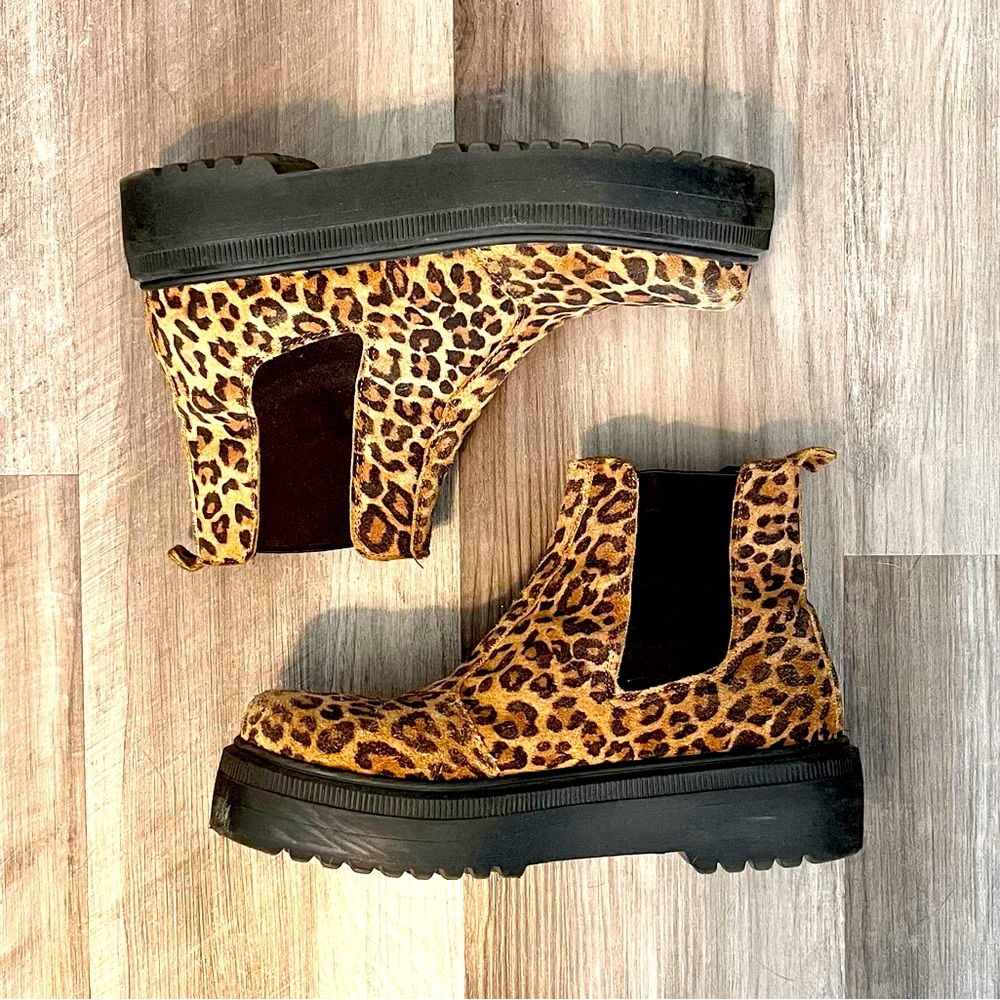 Leopard Print Platform Chelsea Boots